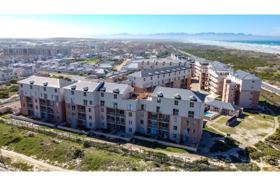 2 Bedroom Property for Sale in Muizenberg Western Cape